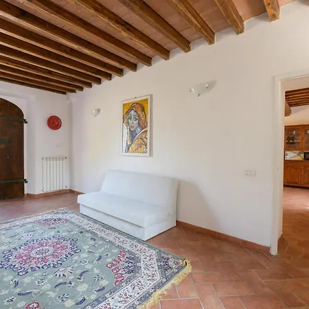 Awesome In Castelnuovo Val Di Cec Casa vacanze *