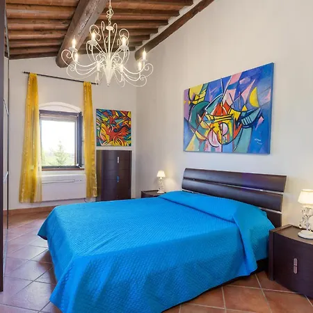 Casa vacanze Awesome In Castelnuovo Val Di Cec *