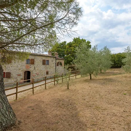 Awesome In Castelnuovo Val Di Cec Casa vacanze *