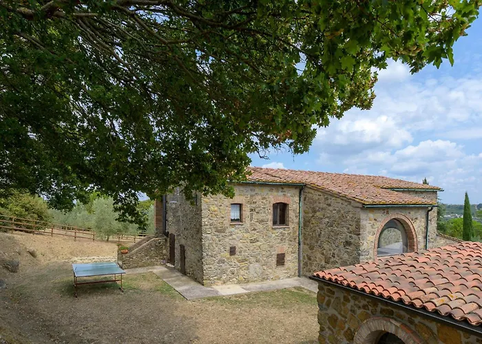 Amazing In Castelnuovo Val Di Cec 度假居