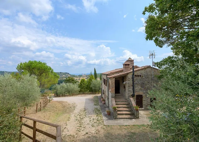 Amazing In Castelnuovo Val Di Cec 度假居 *